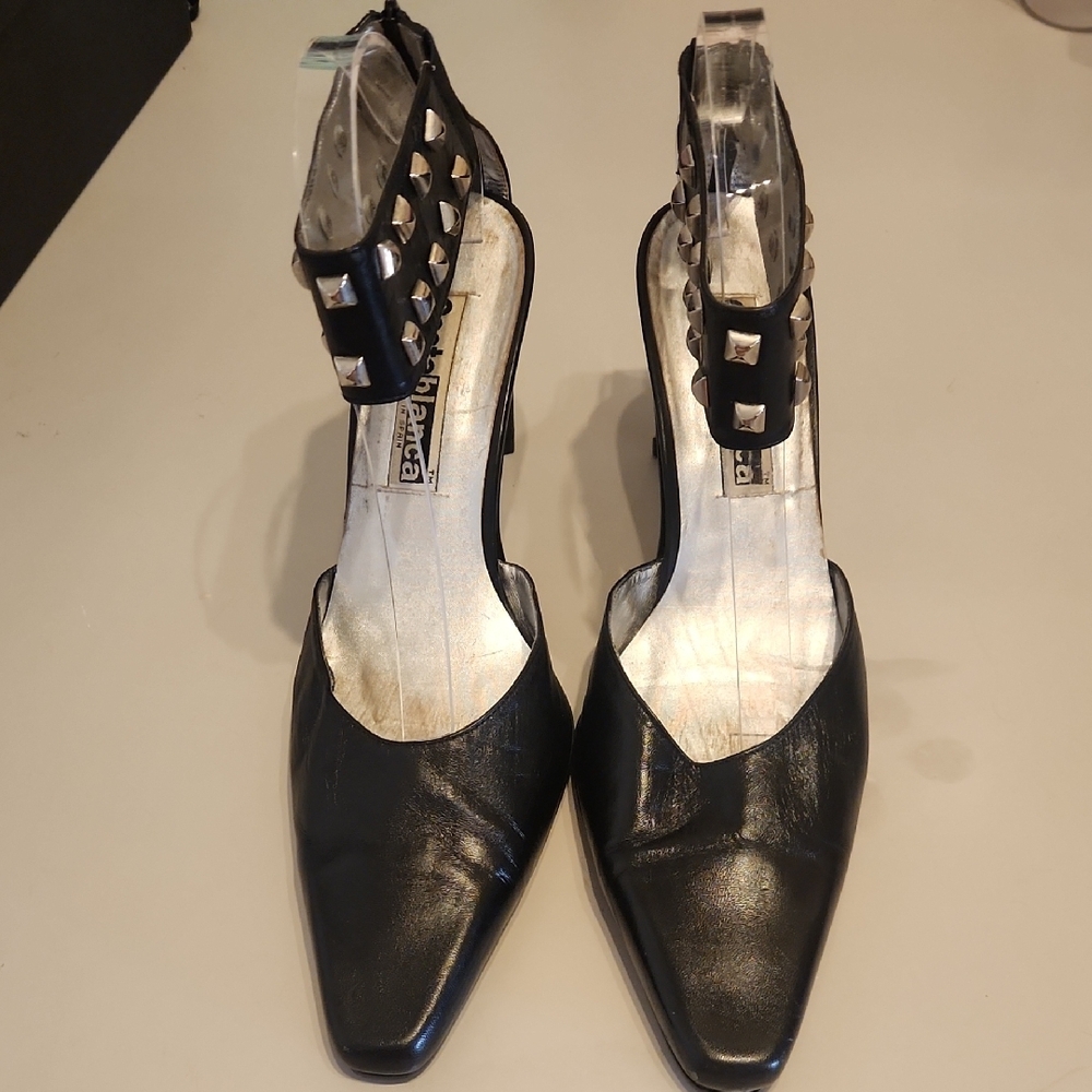 Costa Blanca Black Pointed Toe Heels